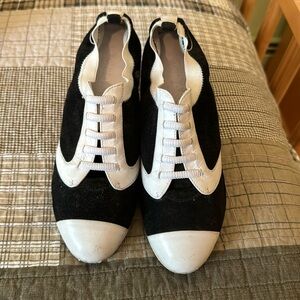 Channel shoes.  Size 6. Slightly worn. In good condition